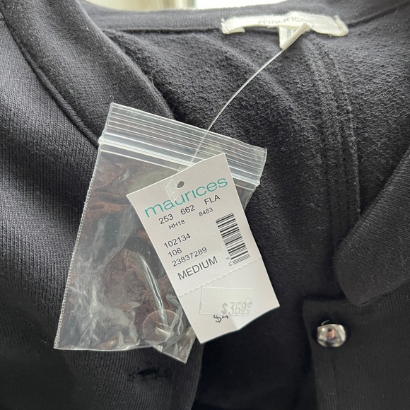 3/$20 Maurice’s jacket size Medium NEW - Picture 2 of 3